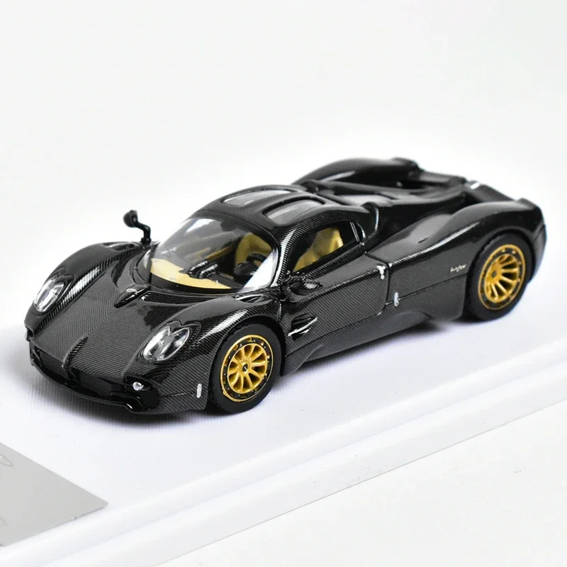 XF โมเดล1:64 Diecast Pagani โมเดลรถยนต์โมเดลรถยนต์อัลลอยด์ Pagani Utopia สำหรับเด็กผู้ชายของสะสมจัดแสดงงานอดิเรกกล่องดั้งเดิม