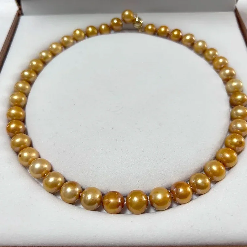 

Золотой жемчуг 12–11 мм, слегка недействительный с недостатком