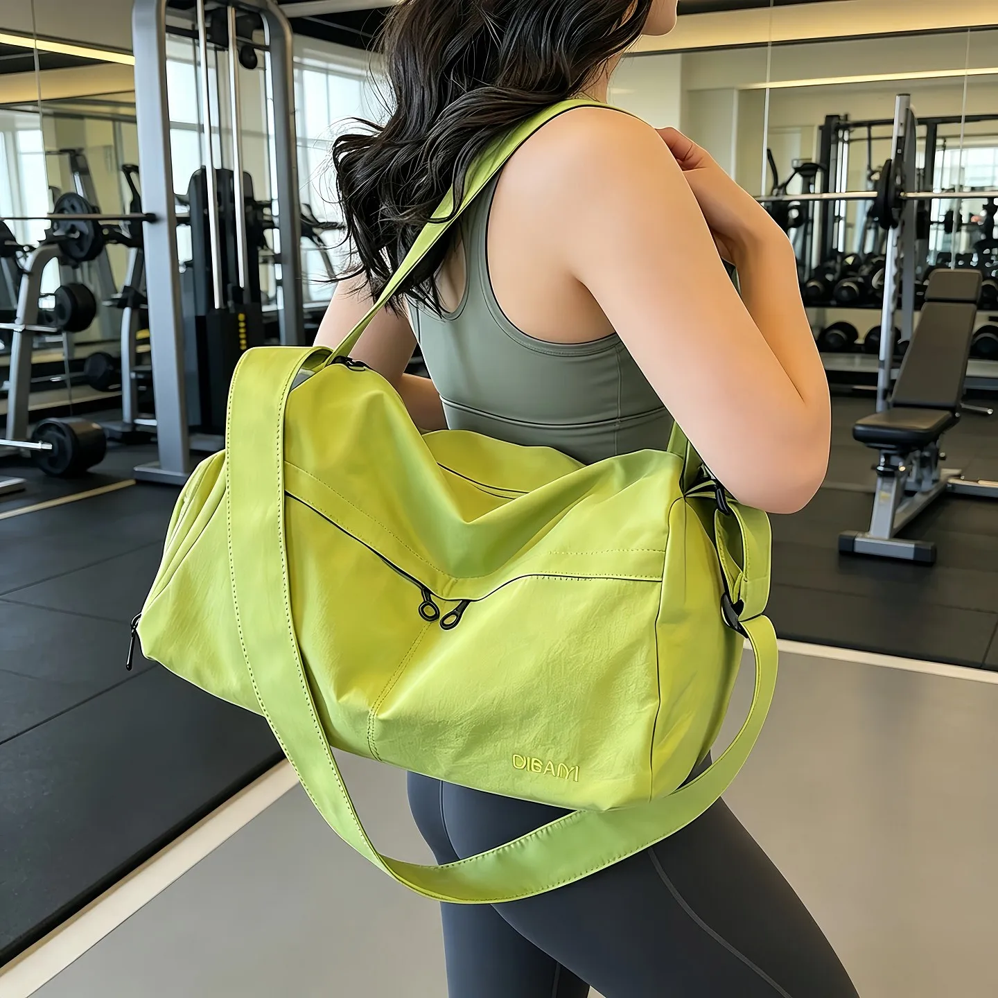 borsa-da-palestra-capiente-ideale-per-lo-sport-lo-yoga-e-l’allenamento-con-scomparto-separato-per-le-scarpe-design-elegante-e-tracolla-singola-perfetta-per-le-donne