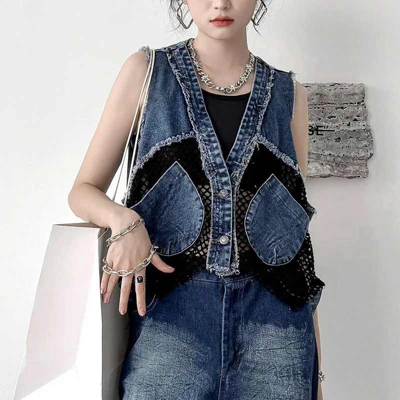 Damska kamizelka jeansowa letnia z dekoltem w serek, sprana, postarzana, patchworkowa, z kieszeniami, zapinana na jeden guzik, bez rękawów, kurtka streetwear 2025