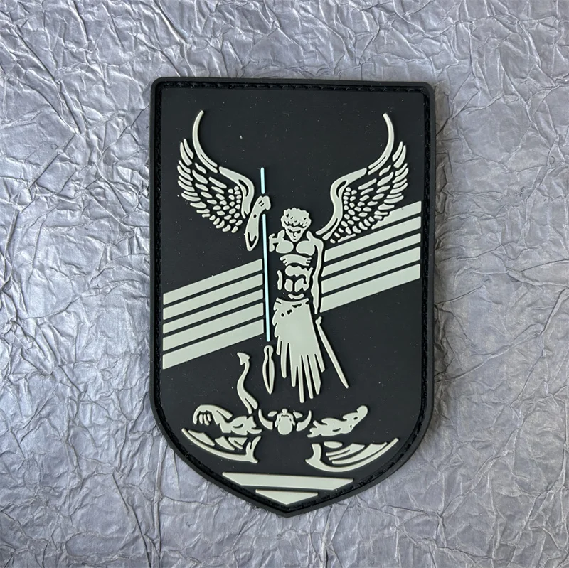 3D PVC Patch Tactical Morale Badges on Backpack Skull Sticker Hook and Loop Patches for Clothing Military Accessory Armband