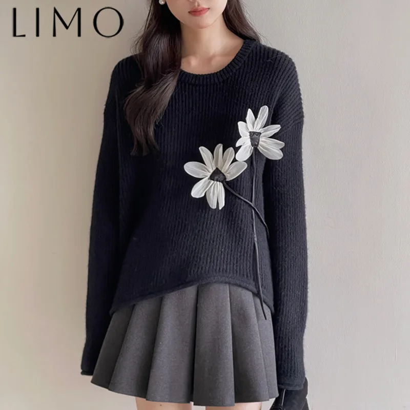 

LIMO Women’s Vintage 3D Floral Knit Sweater Round Neck Solid Irregular Hem Elegant Chic Spring Summer 2025 Fashion High Quality