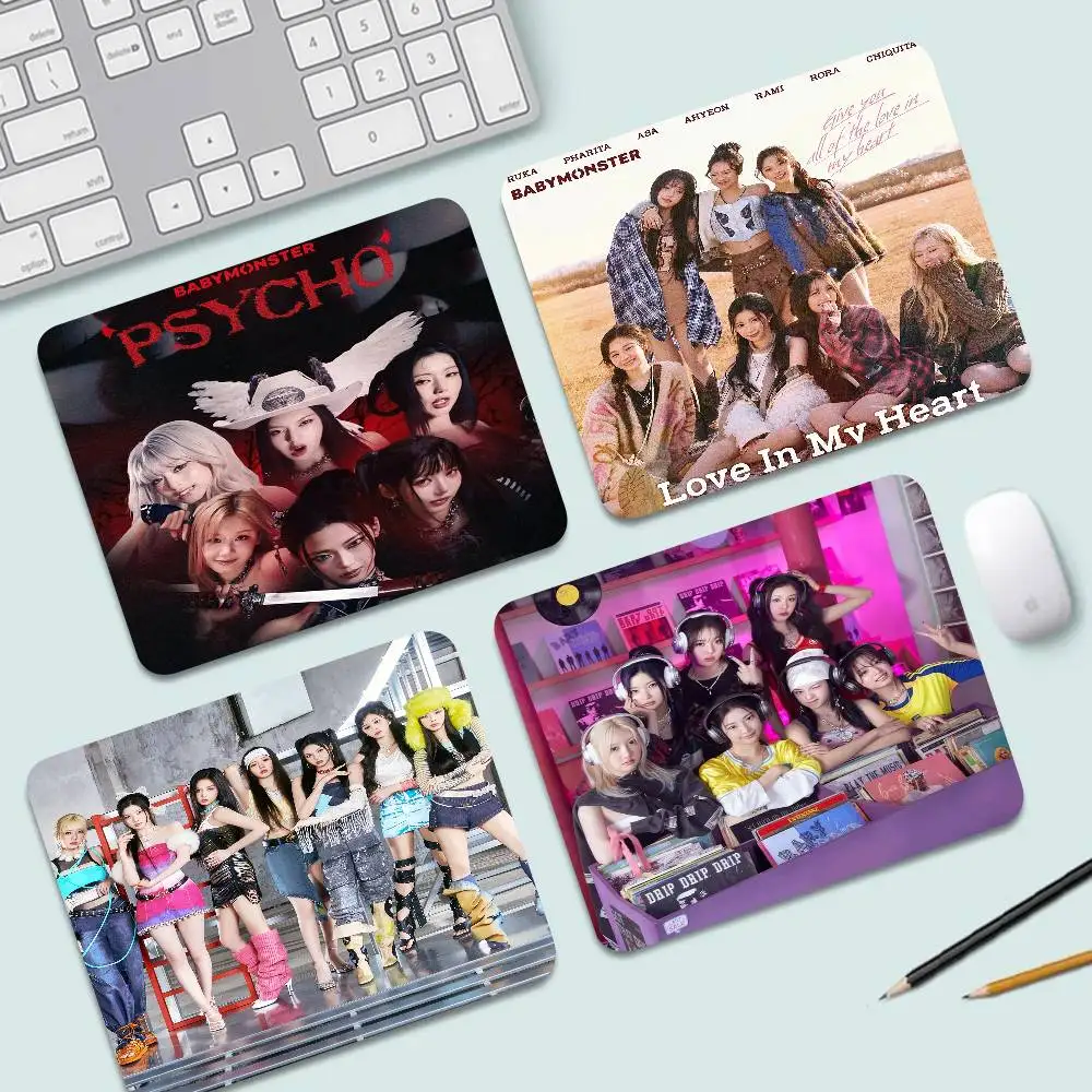 Kpop B-Babymonster NEUES Mauspad, individuelles Mauspad, Spiel, kleine Größe, Computer-Schreibtischunterlage, Naturkautschuk, Tastaturunterlage für Zuhause