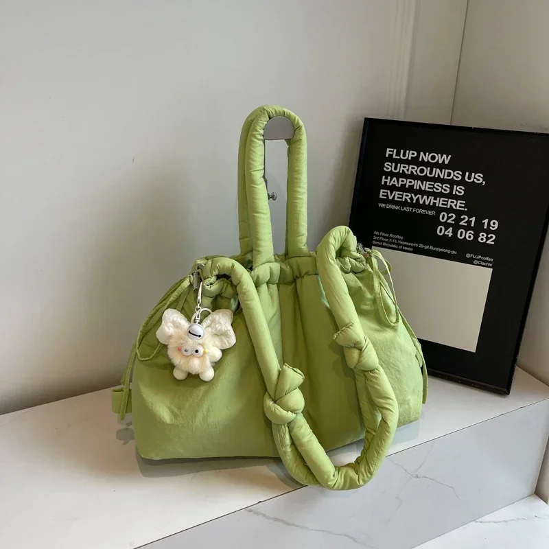 

High Beauty Solid Color Nylon Hasp Crossbody Bag 2025 Hot Selling Popular Fashion Shoulder Bag Soft Versatile Trendy Handbag