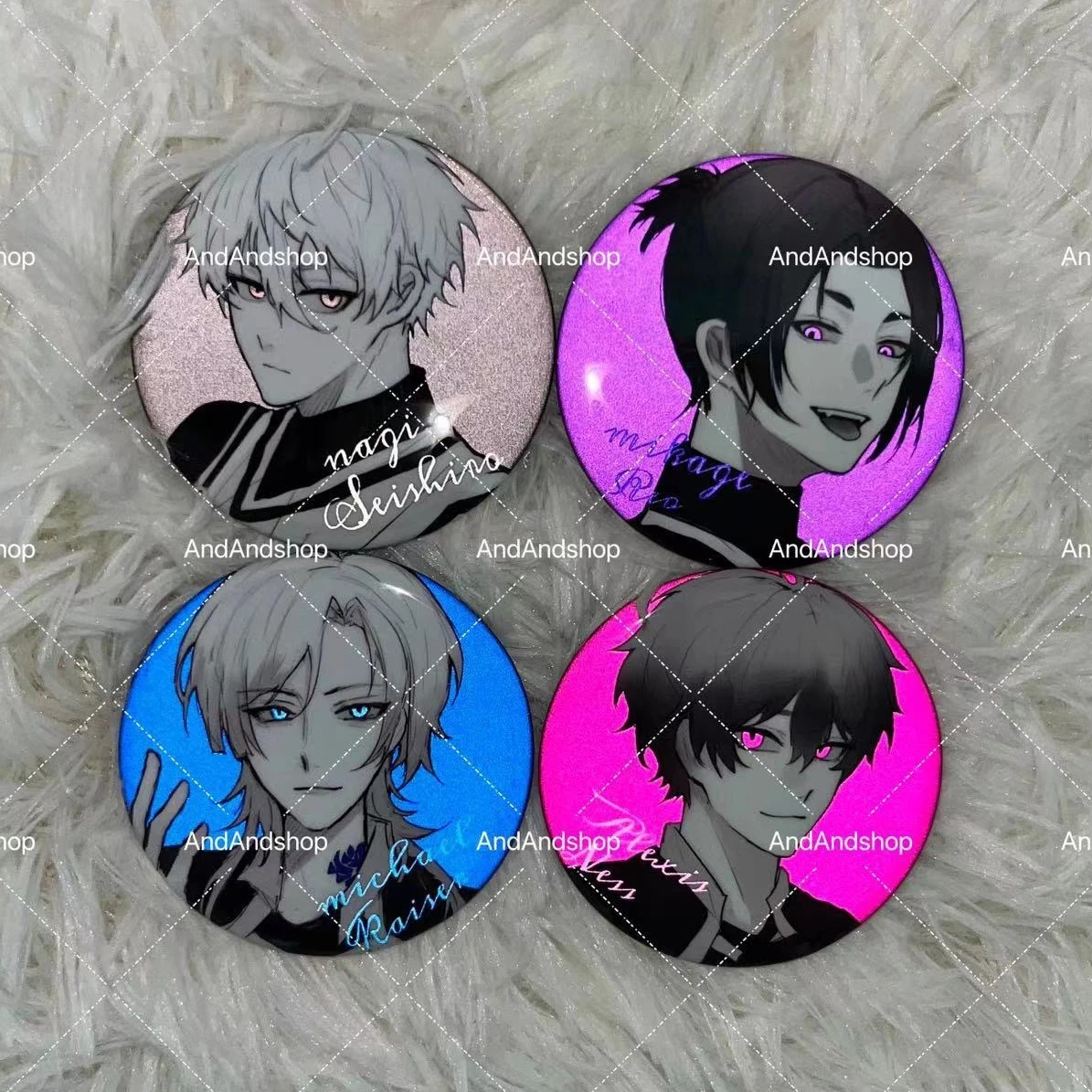 

Anime BLUE LOCK Nagi Seishiro Mikage Reo Serie Cosplay sharp-flash reflect light tinplate Brooch 58MM silver glitter badge gift