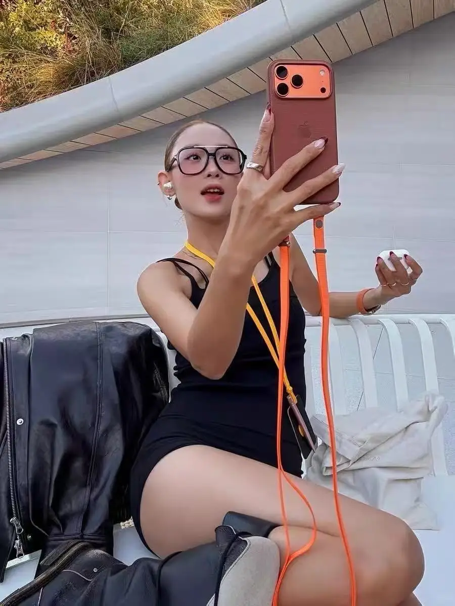 

Регулируемый чехол, магнитный ремешок для телефона, прочный ремешок через плечо для телефона, тканый шейный ремешок для iPhone 17/Air/17 Pro Max