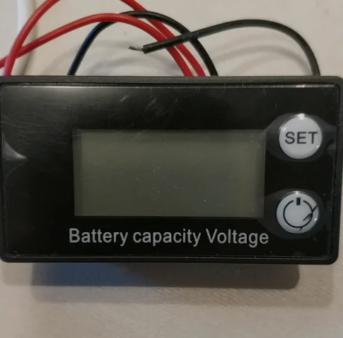 

Водонепроницаемый цифровой вольтметр постоянного тока 8-100 В для свинцово-кислотной литиевой автомобильной батареи и монитора системы хранения энергии