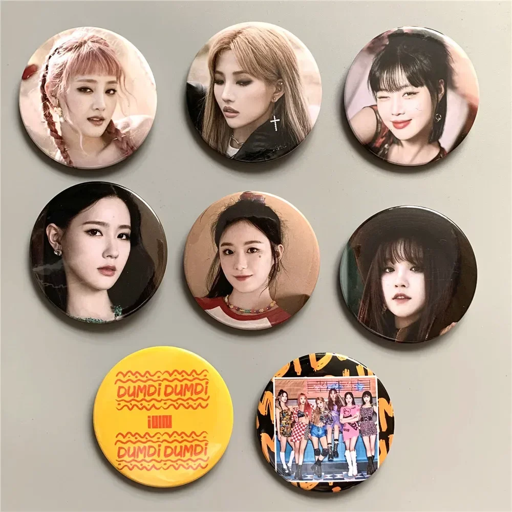 KPOP G-idle Idol Girl Badge Brooch Pin New Album DUMDi DUMDi Chest Pin Neverland Backpack Clothes Pin Jewelry Collection for Fan