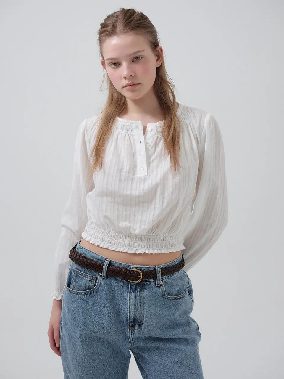 

Elegant Cotton Blend Shirt with Ruffle Lace round Neck Long Sleeve Short Style Button Detail Women's Cotton Shirt Gathered Waist