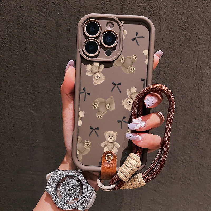 Niedliche Schleifenbär-Handyhülle mit Lanyard für iPhone 14 15 16 17 Pro Max 14 13 12 11 Pro Plus Stoßfeste Matte Silikonhülle – Detail 5