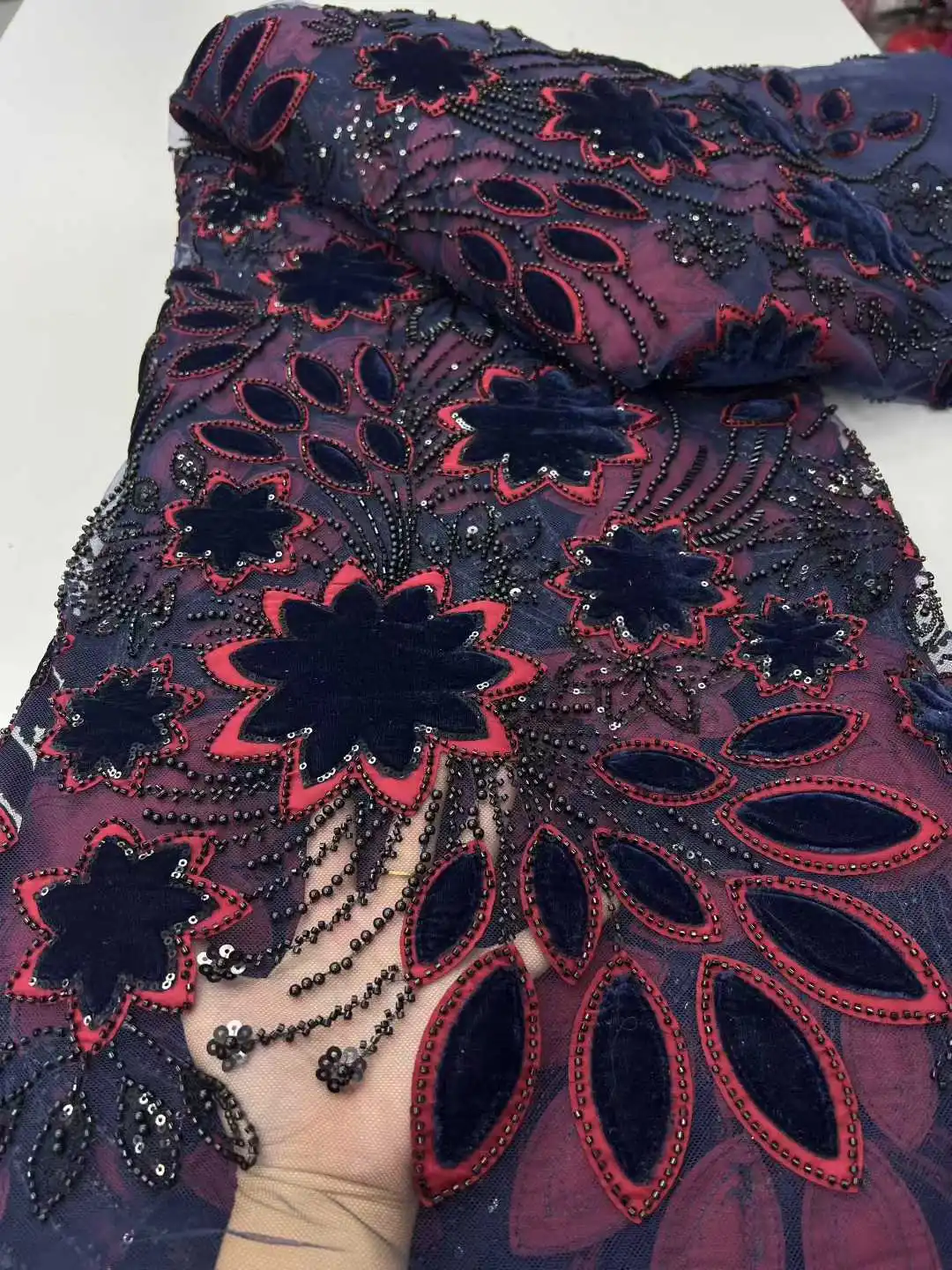 Fashion African Lace Fabric Sequins Tulle Velvet Embroidery Bead Lace for Wedding Bridal Fabrics High Quality Laces Dresses 2025