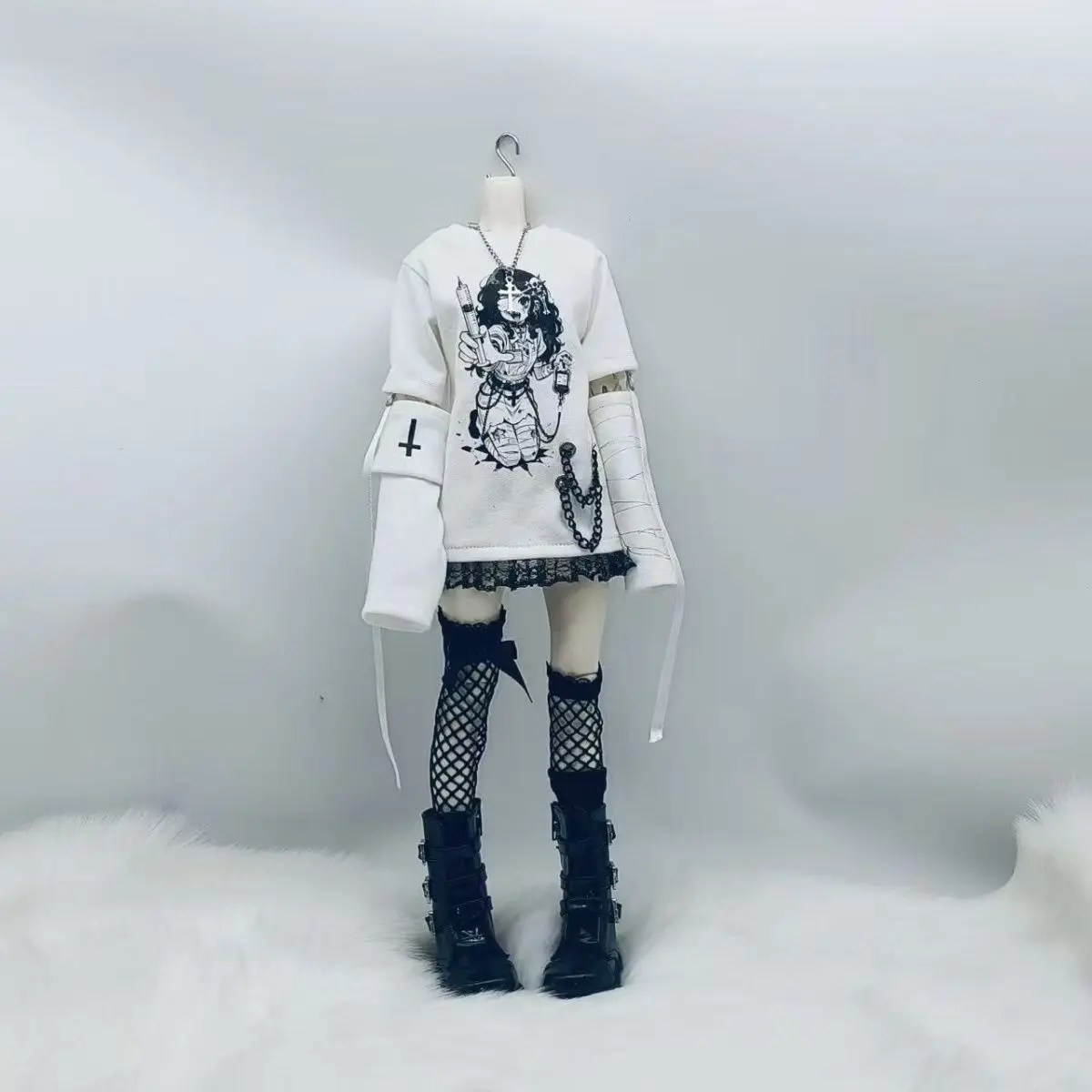 

1/4 1/6 Doll's Clothes Suit for 45/30cm Bjd Doll Top+shorts+socks+necklace Dress Up Toys Play House Doll Accessories, No Doll