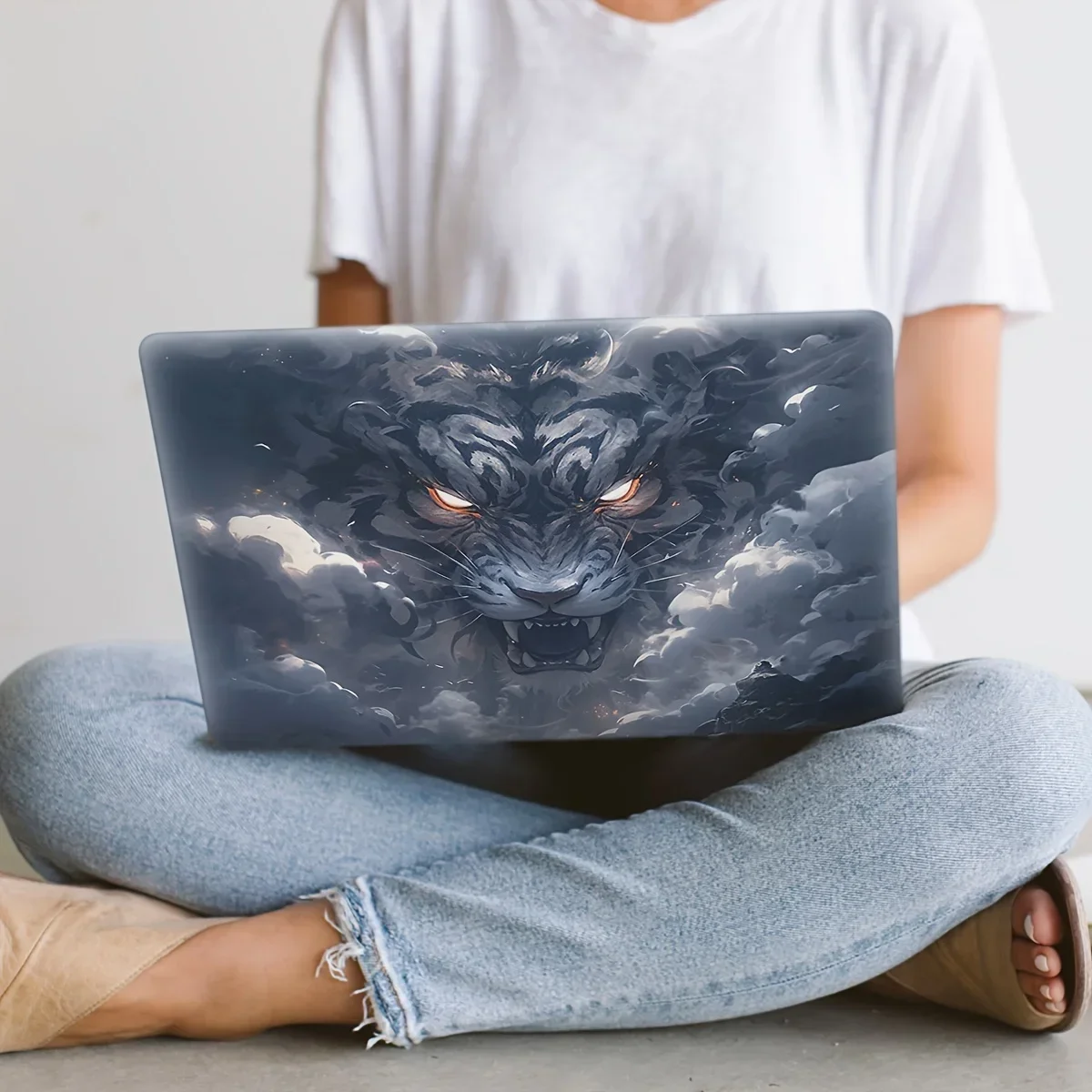 

2 шт.SMythical Dragon and Tiger Fantasy полноразмерный набор пленки для ноутбука, универсальная адаптация, крутая графика высокого разрешения,