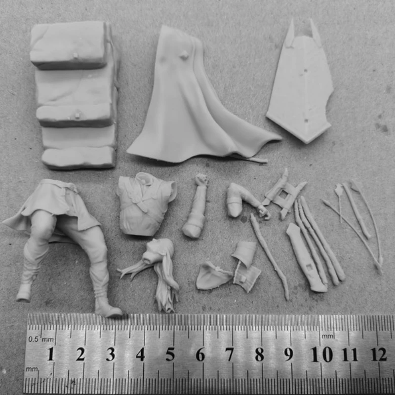 Resin Figure 1/24 Scale 95mm Vertical Height Elven Prince Diy Assemble Model Kit Unassembled Dioramas Unpainted Statuettes Toy