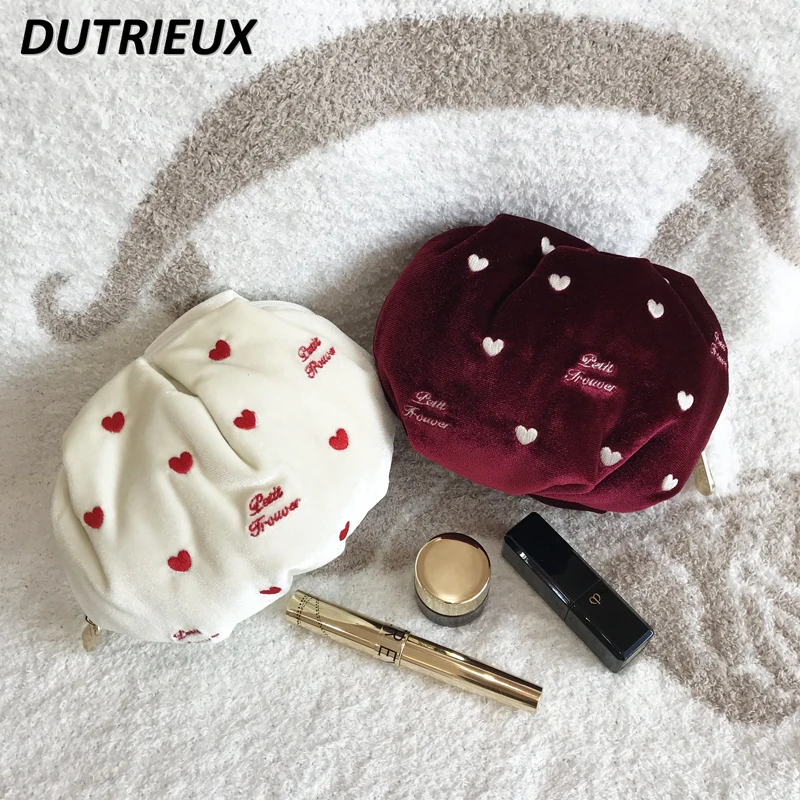 Sweet Makeup Pouch Little Love Embroidered Velvet Semicircle Ball Cosmetic Bag Portable Make Up Bags Cute Fashion Women\'s Bags