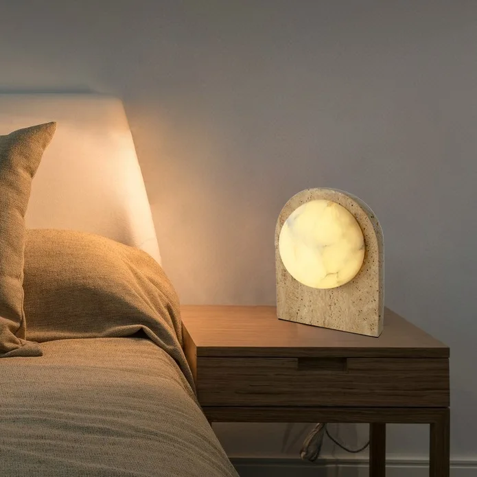 โต๊ะทำงานดงซือสีเหลือง สไตล์วินเทจ นอร์ดิก หรูหราแบบมินิมอล ดีไซน์สร้างสรรค์ เหมาะสำหรับห้องนอน ห้องนั่งเล่น ข้างเตียง โซฟา