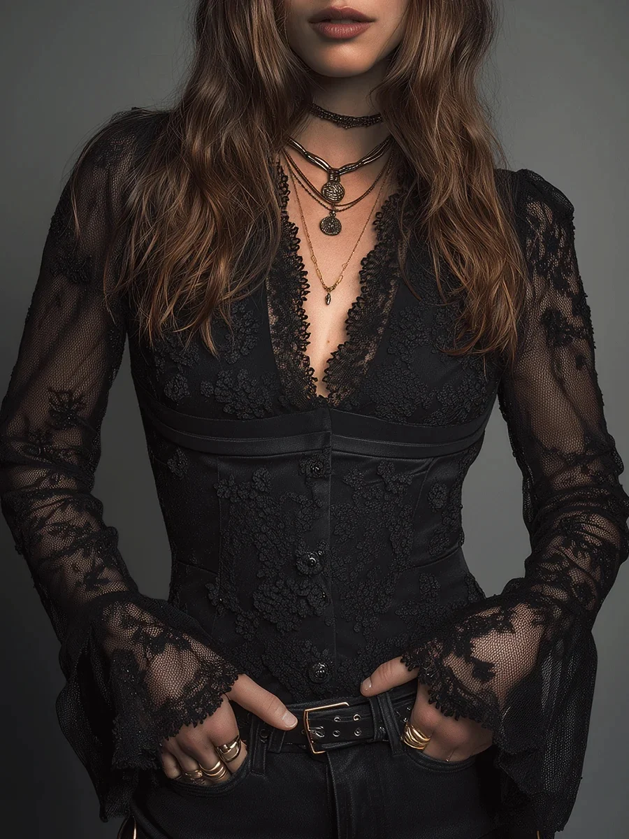 

Lace splicing V-neck temperament long-sleeved versatile top