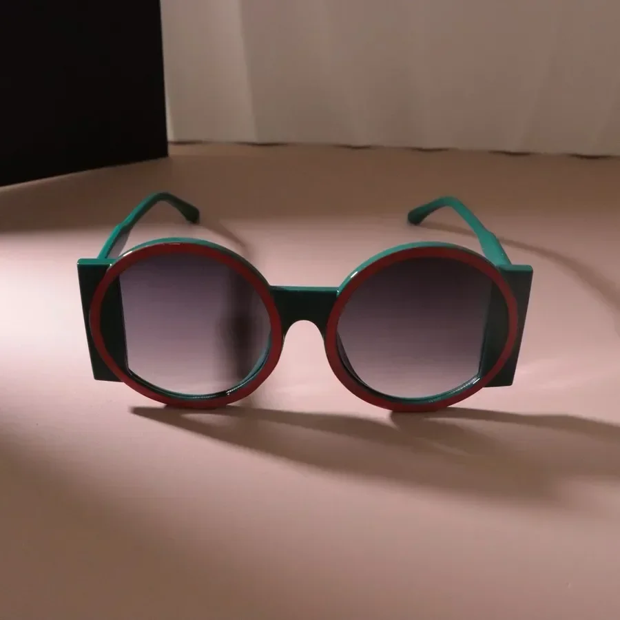 Beautiful Big Frame Round Sunglasses Women Men Sun Glasses Female Mirror Colors Designer Brand Fashion Trendy Eyewear