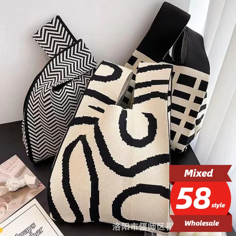 

Women'S Knot Wrist Bag Tote Handmade Knitted Bag Mini Striped Portable Bucket Phone Bags Large Capacity Autumn Winter Handbags