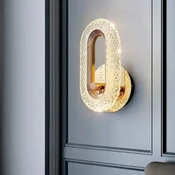 Decorazione della camera da letto di lusso Lampada da parete Paralume in acrilico Oro rosa Corpo in metallo Sconce Light LED Corridoio domestico Atmosfera calda Lustro