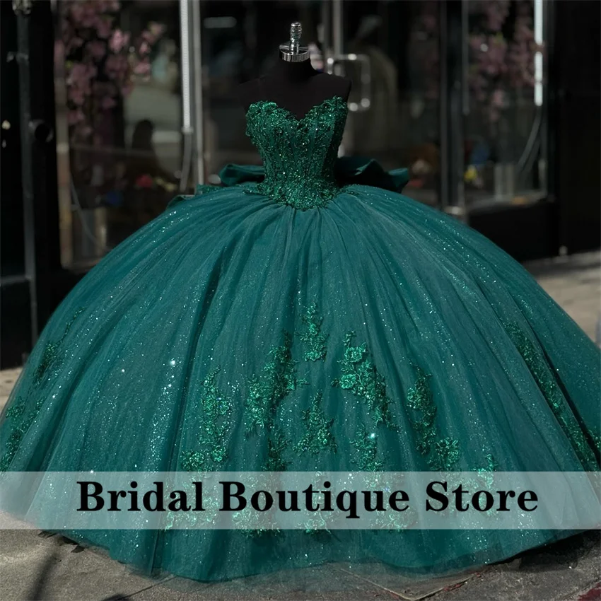 Luxury Emerald Green Quinceanera Dress Ball Gown 2025 Bead Appliques 16th Birthday Gowns Vestidos De 15 Años With Bow Customized