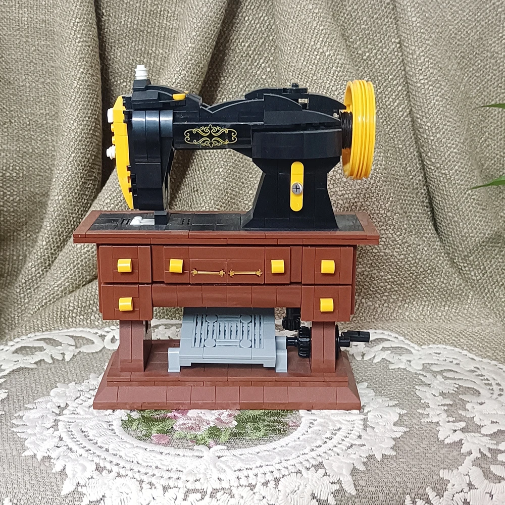 Vintage Sewing Machine Building Blocks: DIY 3D Model for Kids and Adults, Construction Toy, Perfect Gift for Vintage Enthusiasts