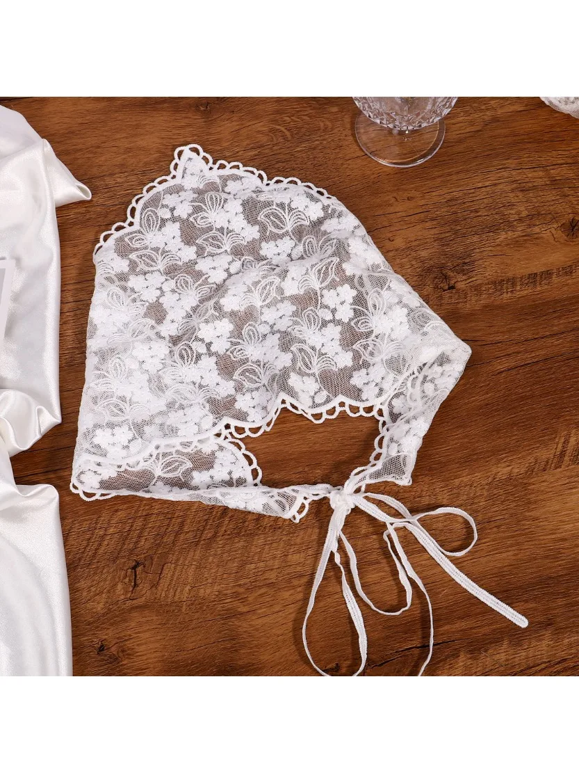 Rétro dentelle Bandana bandeau imprimé foulard bohême Triangle foulard blanc bandes de cheveux pour femmes fille mode doux foulard