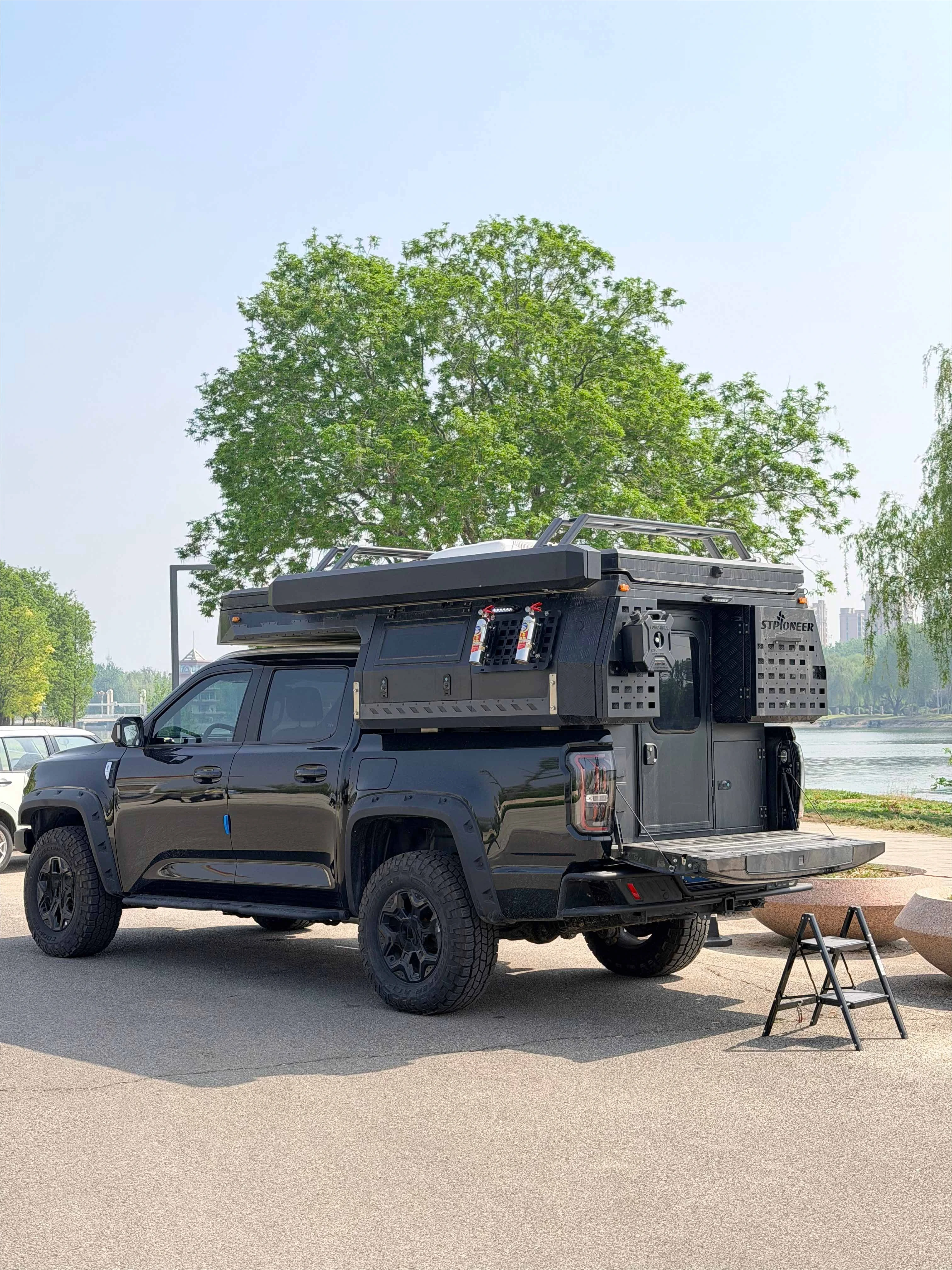 Pioneer Elite 4x4 Off-Road Hub | Pop-Up Aluminum Camper | 1400kg Heavy Duty | Premium B2B Supply