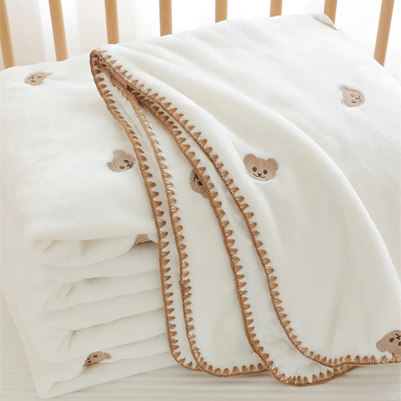 Flauschige Sherpa-Dotty-Futter-Flanell-Thermo-Babydecke, Stickerei, Bären und Sterne, Decke für Neugeborene, gepolsterte Kinderwagendecke