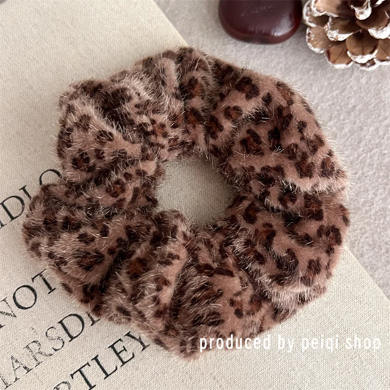 Thumbnail 4 - #19 Latest Ponytail Holders Price Drops