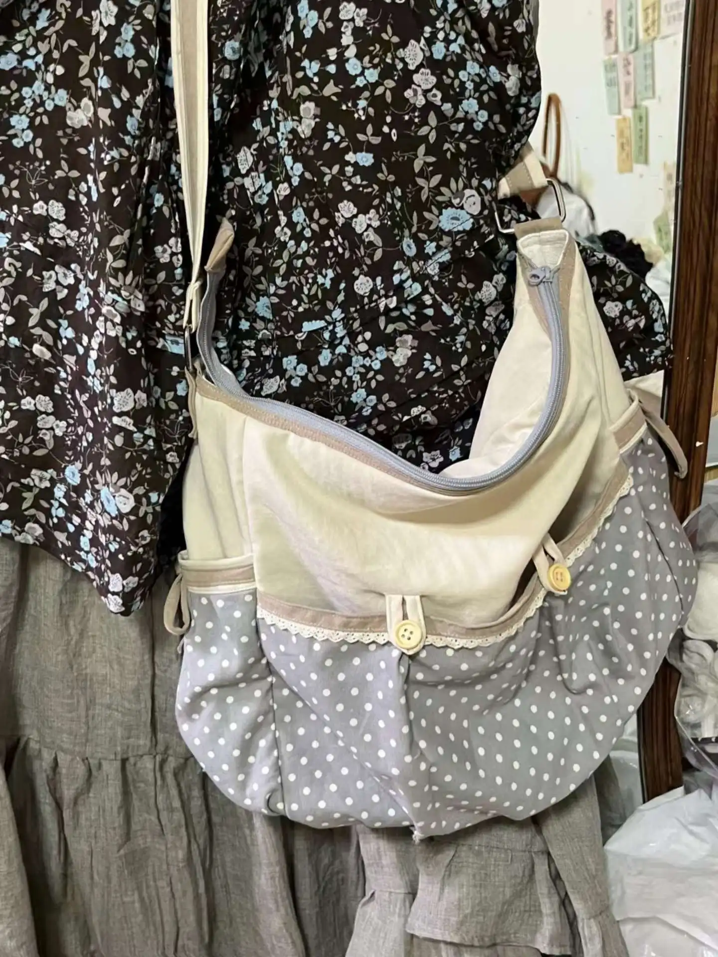 

Korean Versatile Cloth Bag 2025 New Retro Polka Dot Single Shoulder Crossbody Large Capacity Commuting Bags