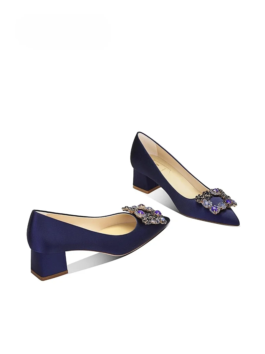 

2025 Spring and Autumn Women's Pointed Coarse Heel Blue Satin Shallow Mouth Fashion Single Shoe