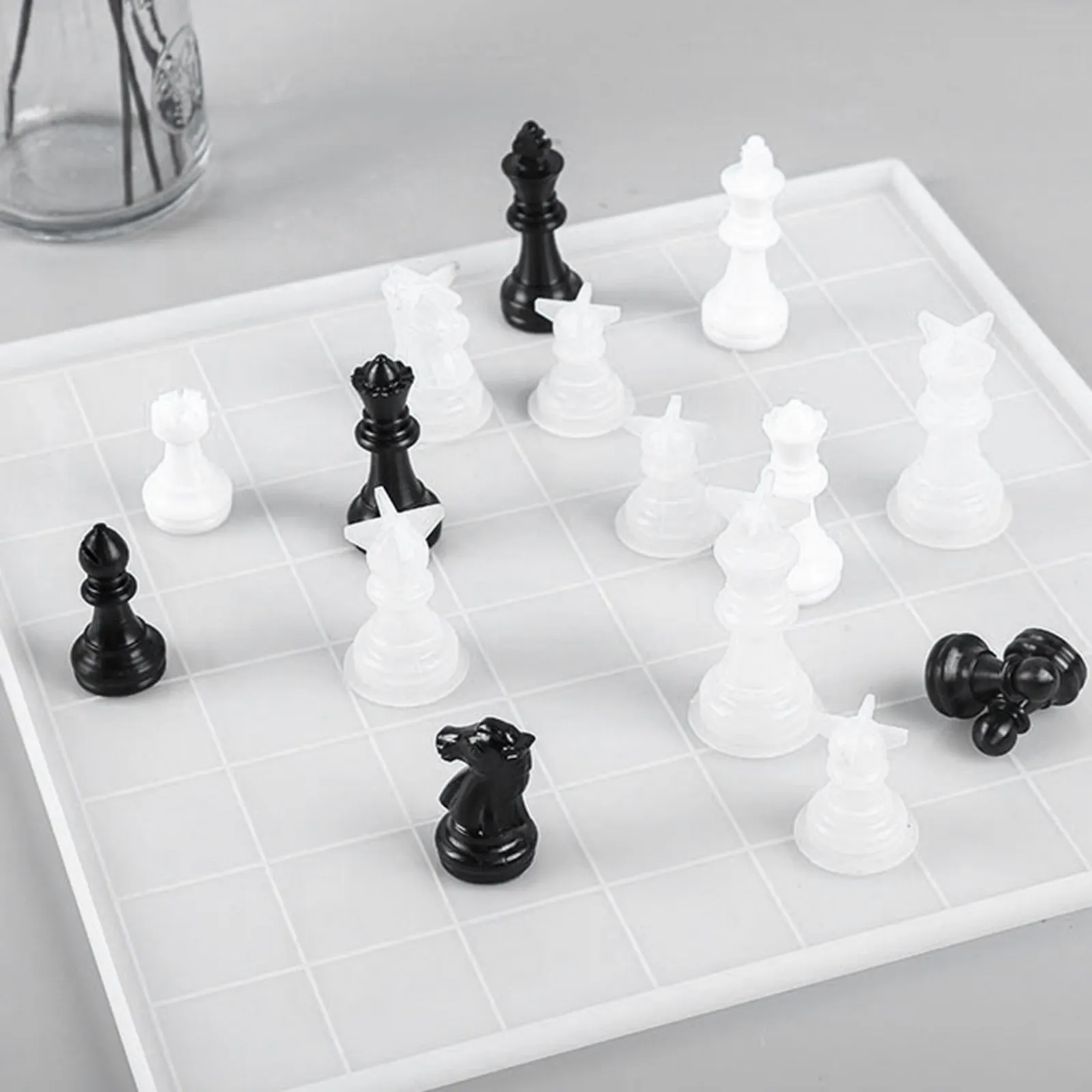 

1Set Flexible Chess Making Molds Silicone Chessboard Epoxy Resin Casting Molds DIY Chess Crafts Mold for Family