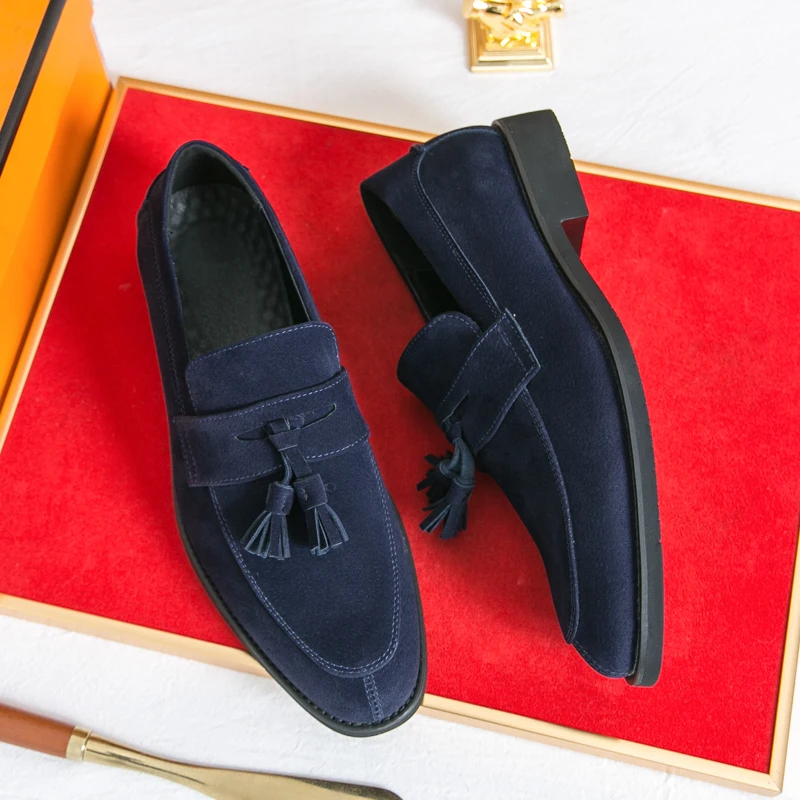 Fashion Casual Leather Shoes Men Flats Slip-On Men Casual Shoes High Quality Men Loafers Tassel Moccasin Suede Driving Shoes