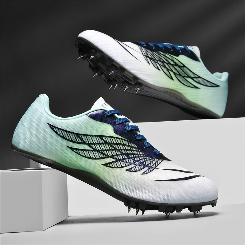 

Кроссовки с шипами для мужчин и женщин, идеально подходящие для занятий спортом на открытом воздухе, тренировок студентов, использования в спортзале и для занятий легкой атлетикой, включая прыжки.