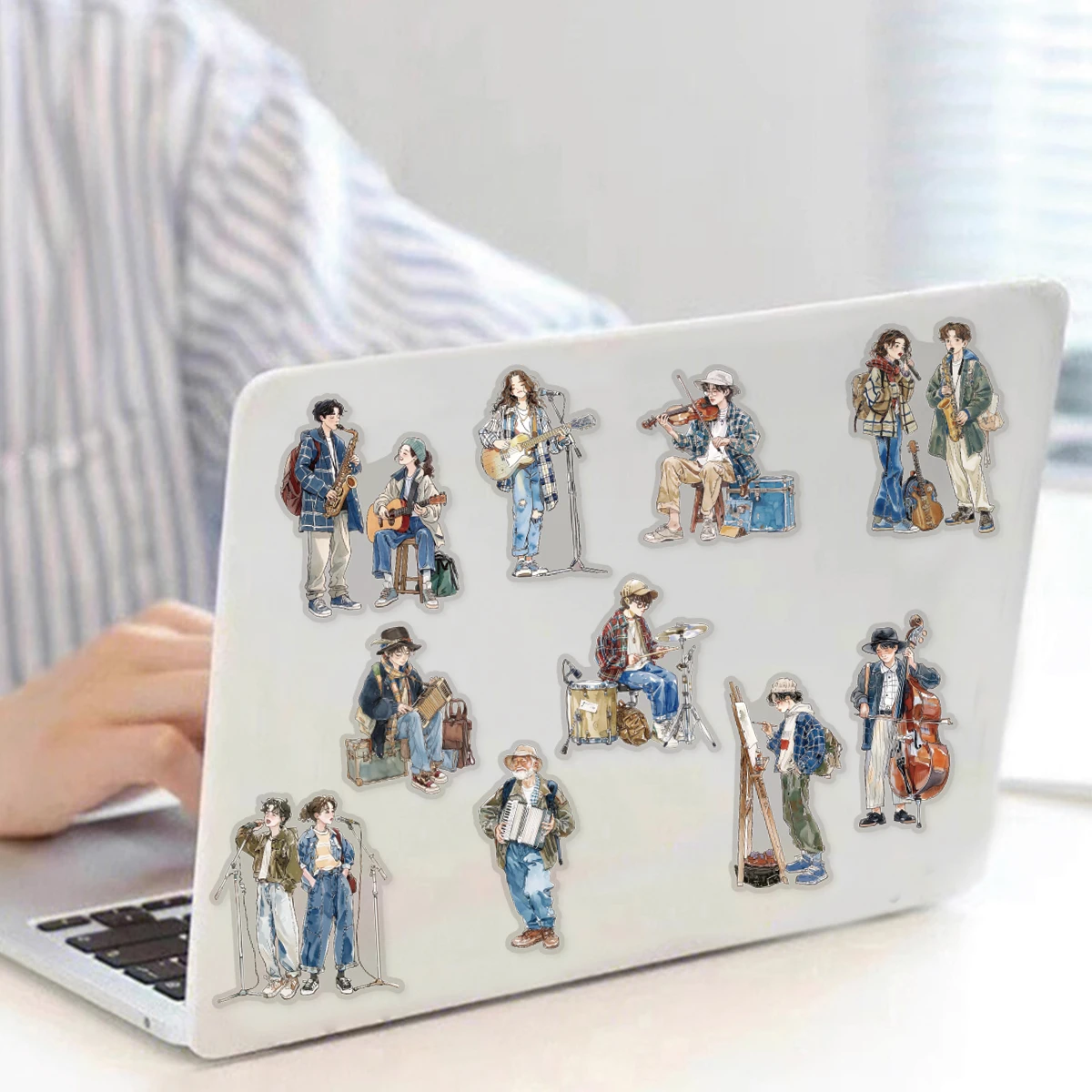 مجموعة ملصقات شخصية نادي الموسيقى من Etori Life Art District لمستلزمات سجل القصاصات وأجهزة الكمبيوتر المحمولة وملصقات الهاتف وديكور الغرفة وعشاق الموسيقى وقرطاسية الطلاب وملصقات الأطفال والهدايا الصغيرة
