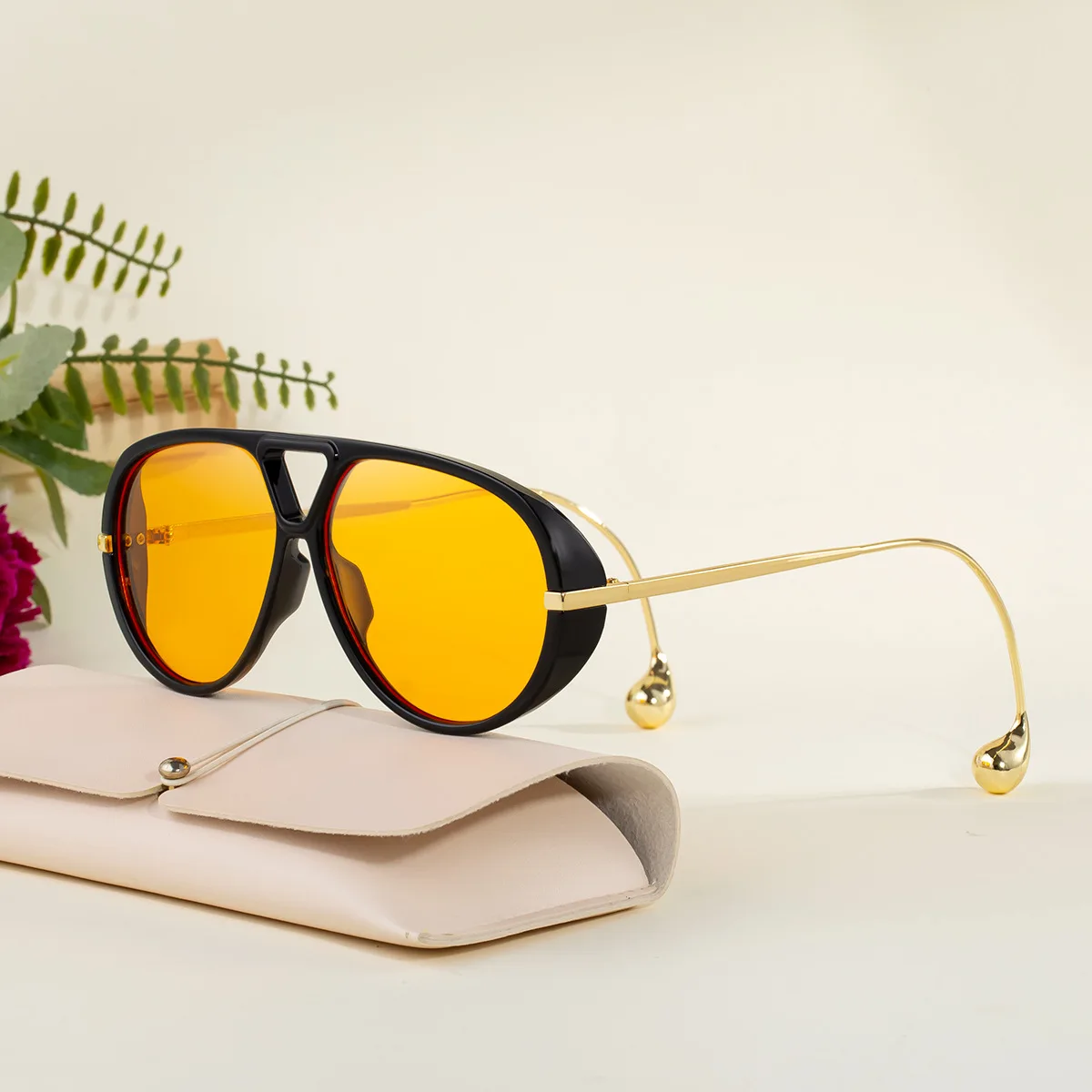 

New Vintage Woman Oval Shape Sunglasses Designer Sun Glasses Trendy Street Shoot Shades Eyewear UV400 Gafas De Sol 2025