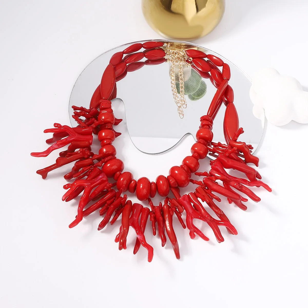 Crossborder sales of Bohemian style double layer wear resin coral necklace women's fashion personality plant red goth halloween