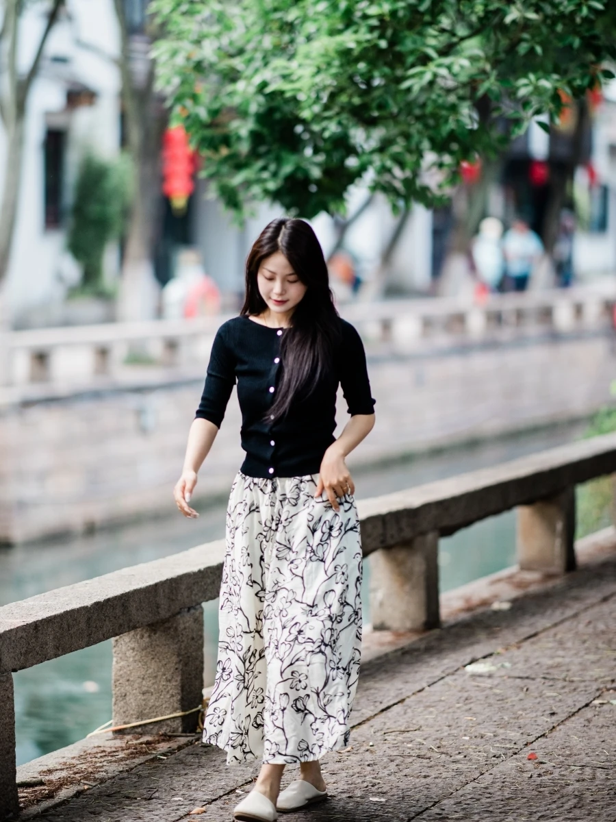 

Женская длинная юбка White Daisy, юбка трапециевидной формы миди с цветочным принтом, Новое поступление лета, шелково-льняной материал, дизайн со средней талией