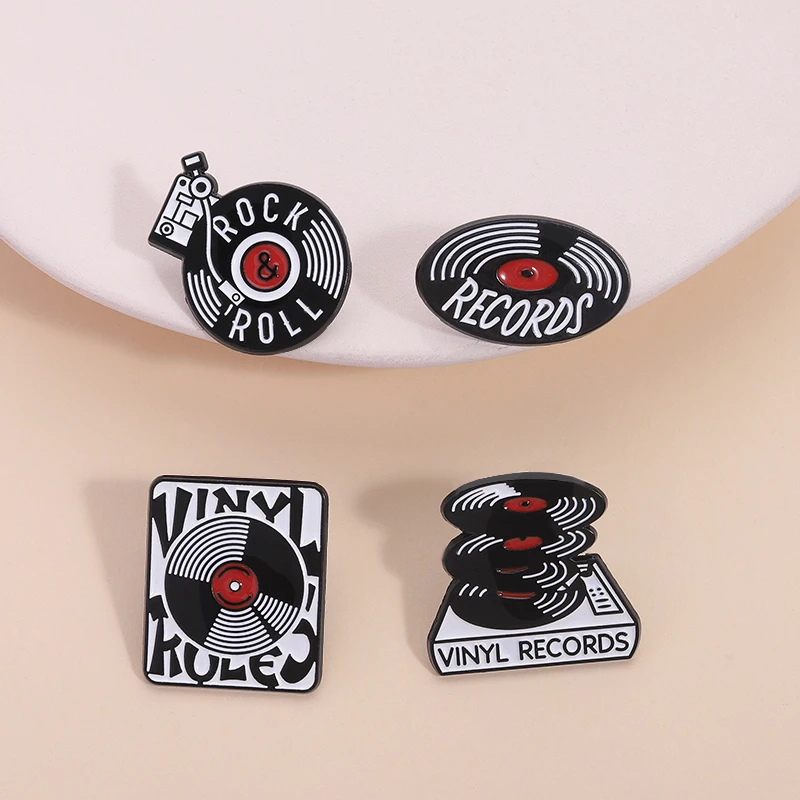 Retro Black Vinyl Record Player Enamel Pin Rock And Roll CD Player Nostalgic Brooches Lapel Badge Jewelry Gifts For Friends