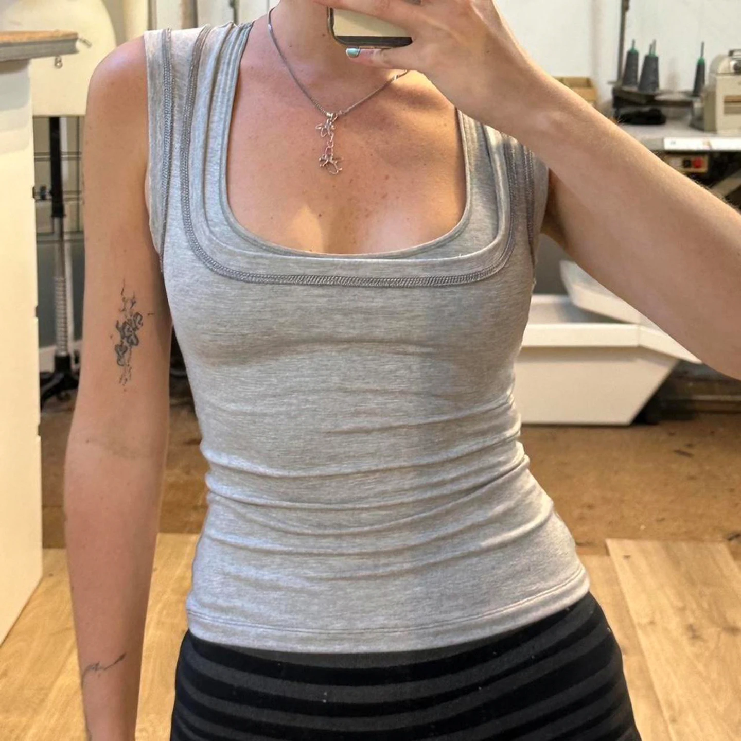 SUCHCUTE Sexy Tank Top für den Alltag, Freizeitkleidung für Damen, Y2k, quadratischer Ausschnitt, ärmelloses Camisole, Sommer-Camis, Punk-Tops, Oberbekleidung, Harajuku
