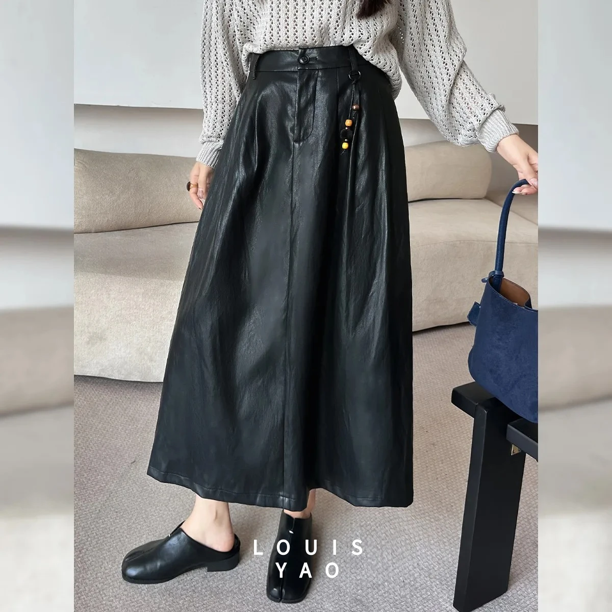 

Юбка LOUISYAO 2026 зимняя винтажная из искусственной кожи, длинная, А-силуэт, для женщин, премиум-класса, со съемным кулоном, повседневная, хит продаж