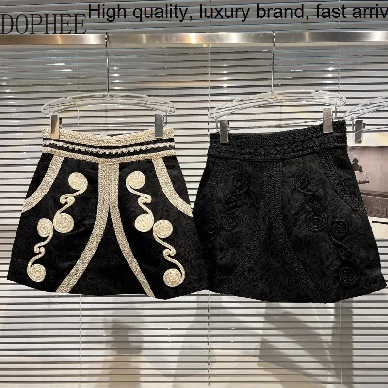 

New Autumn 2023 Fashion Ladies Elegant Short A-line Vintage Palace Embroidered Dark Flower Pattern High Waist Street Skirt