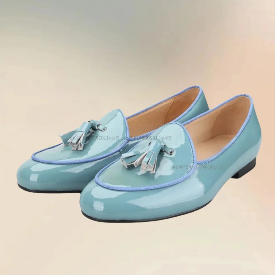 

Tassels Decor Sky Blue Shiny Patent Leather Loafers Fashion Slip On Men Casual Shoes Novel Handmade Party Feast Men Dress Shoes