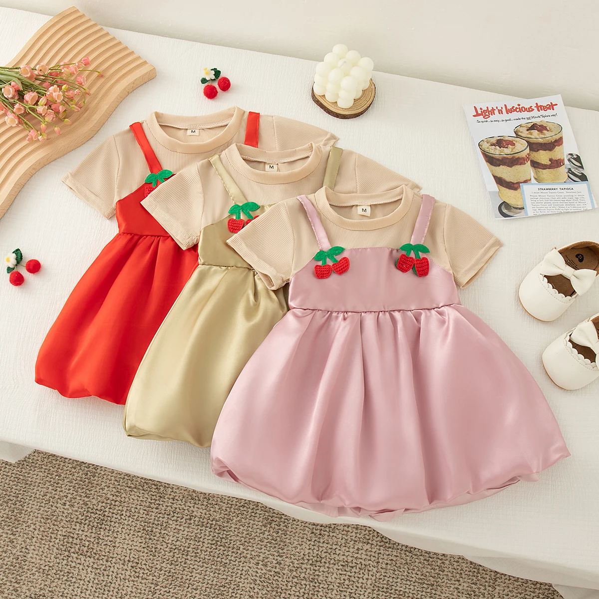 Gefälschte zwei kurzärmelige Baby-Mädchen-Kleider, sommerliche neue süße und niedliche Kinderkleidung, geeignet für Babys im Alter von 6–24 Monaten