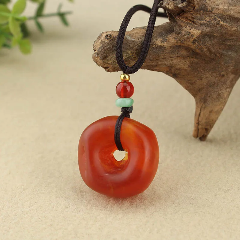 DIY accessories Simple ethnic style imitation beeswax safety buckle pendant necklace men's and women's versatile pendant sweater