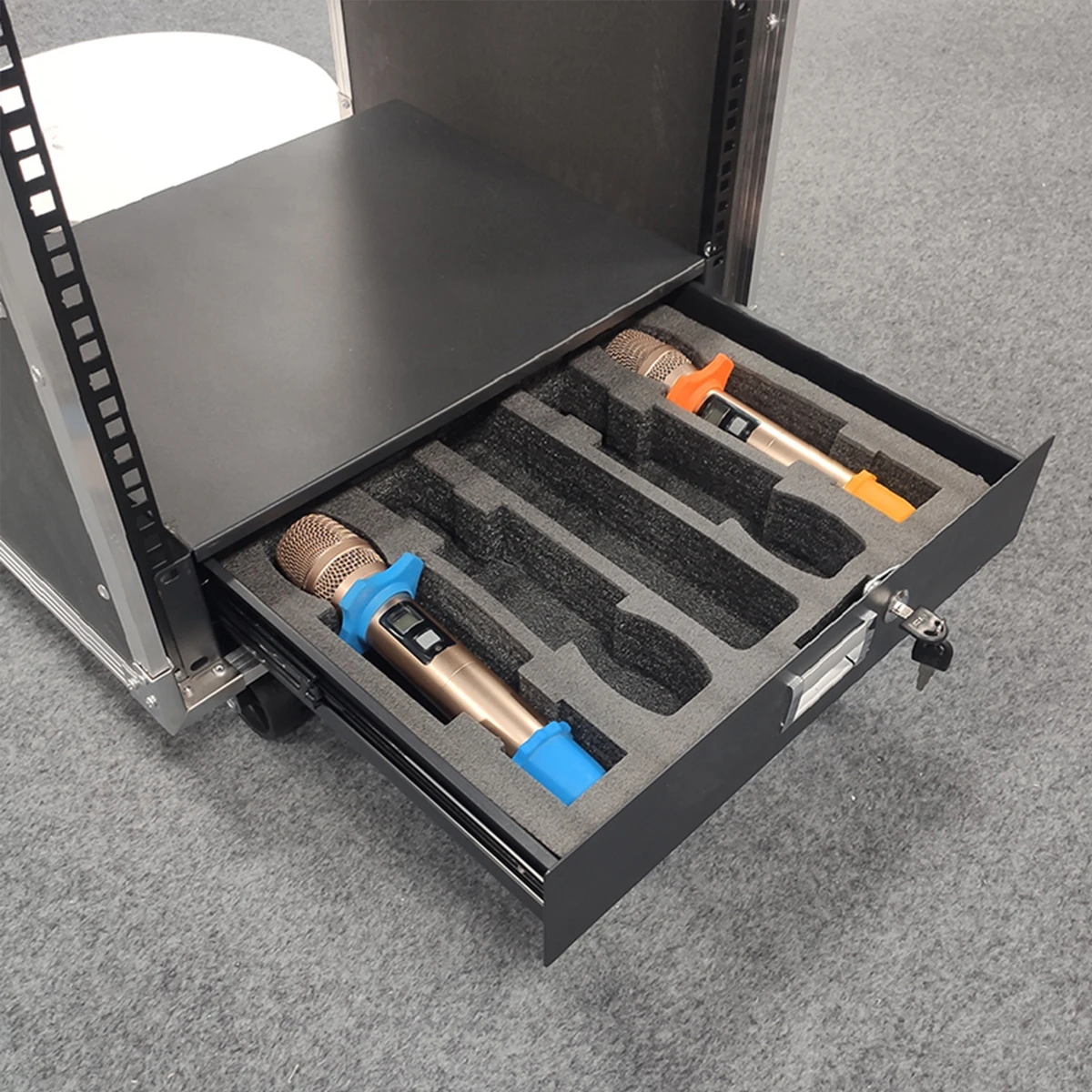 2U 3U ไมโครโฟนกล่องเก็บกันกระแทก Flycase พร้อมล็อคเหมาะกับ 19 ''ตู้เซิร์ฟเวอร์อลูมิเนียมไม้หรือโลหะทั้งหมดลิ้นชัก