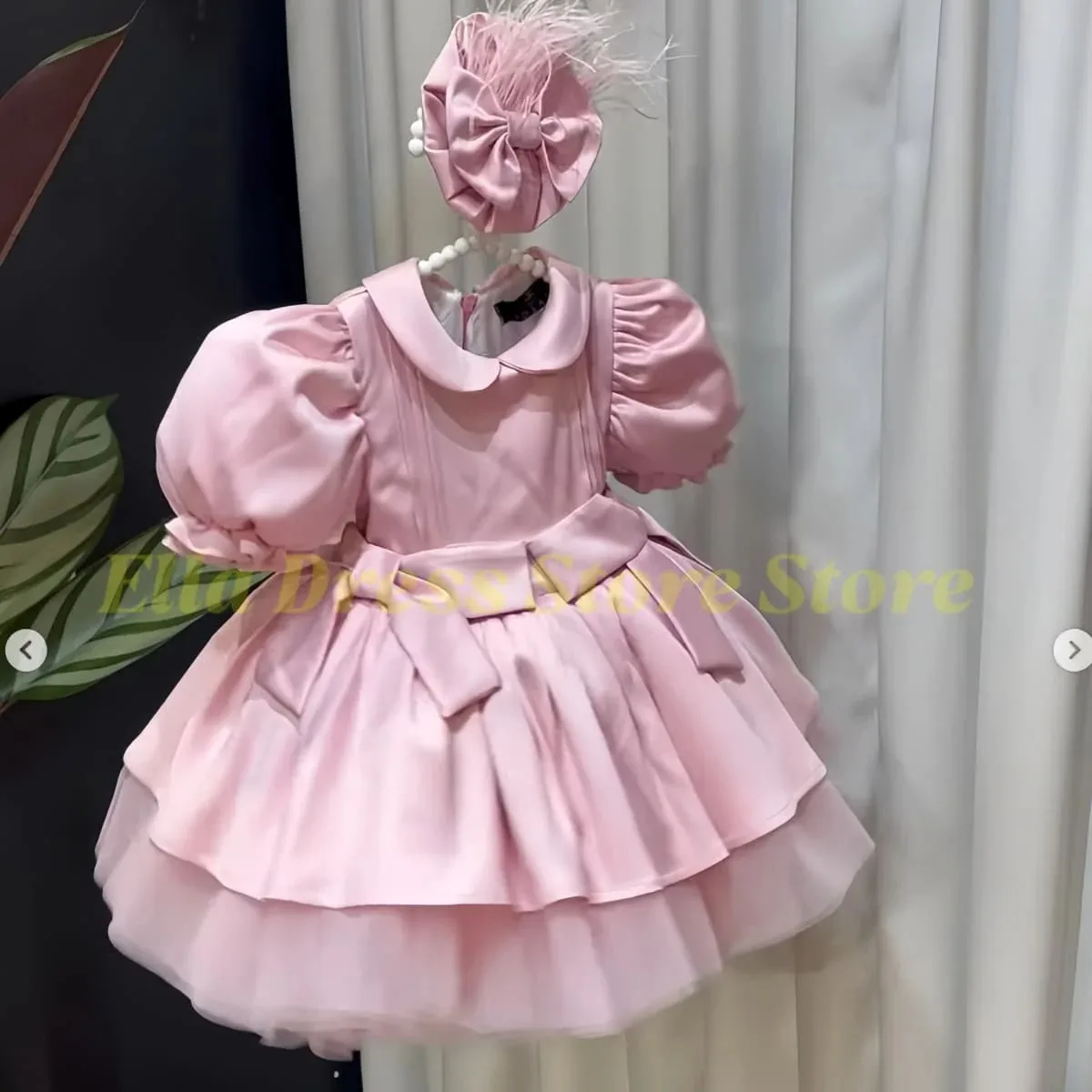 Großhandel Rosa Baby-Mädchenkleid Schleife Puffige Kleider für Mädchen Schleife Kommunionkleid Knielang Blumenmädchenkleid Kinderkleider nach Maß – Detail 2