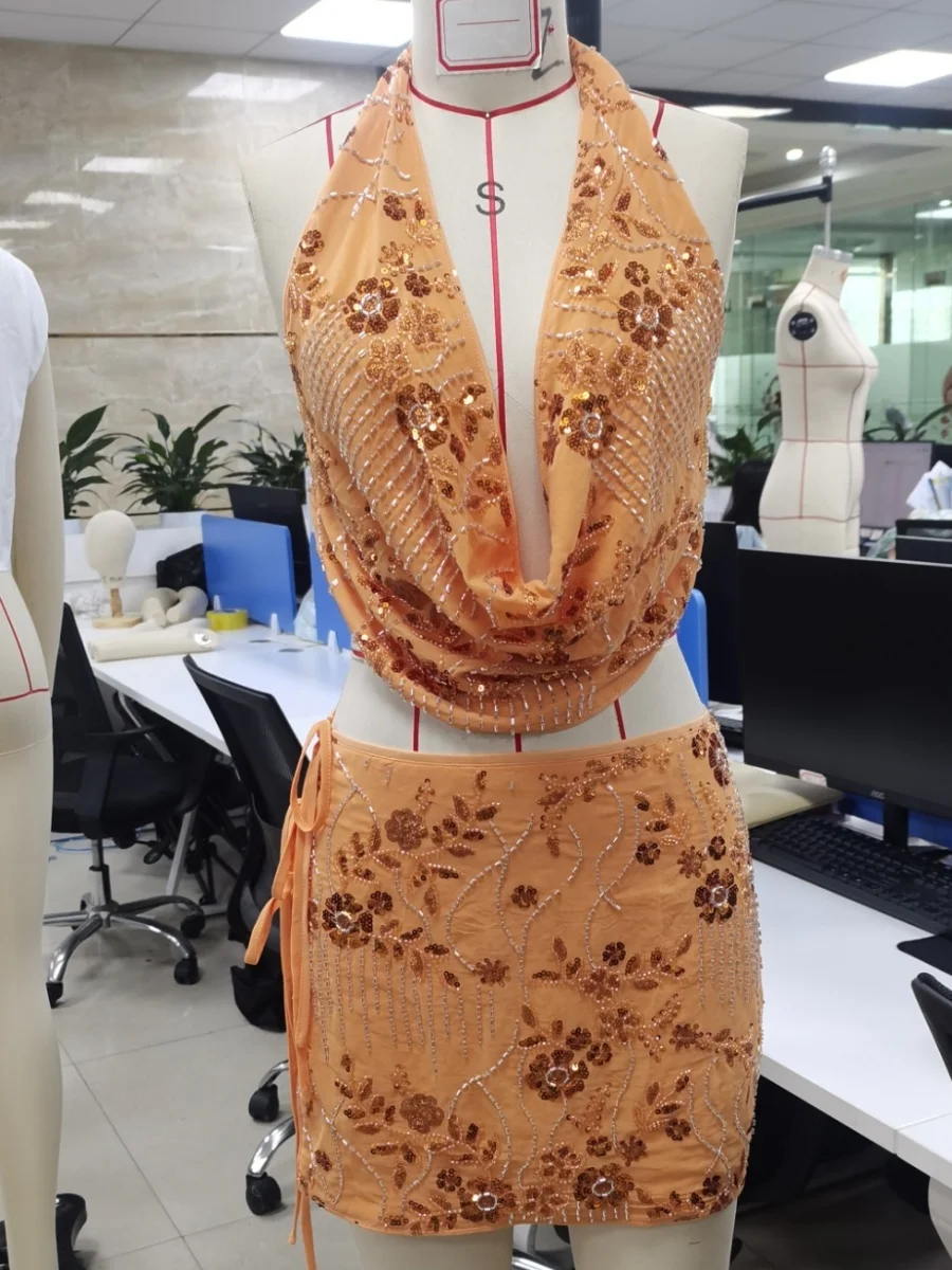 

Beading Halter Sequin Dress Sets Women Sleeveless Off Shoulder Sparkly Evening Outfits Elegant V Neck Crop Tops Wrap Hips Skirt