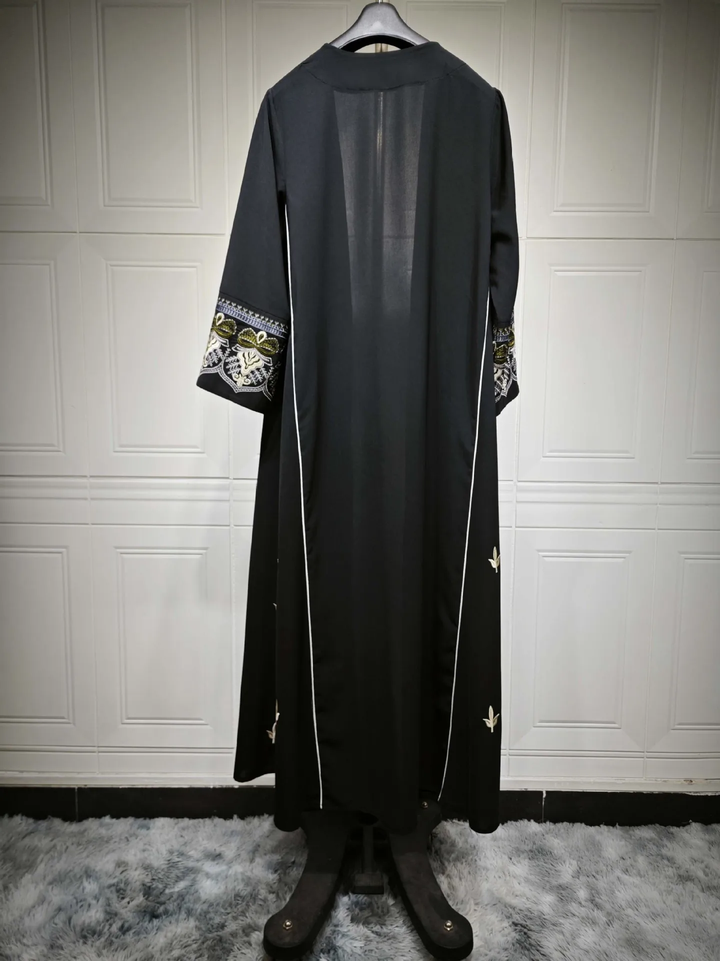 Ramadan Eid Black Embroidery Open Modest Abaya Dubai 2024 Summer Muslim Kimono Abayas For Women Kaftan Dresses Islamic Clothing